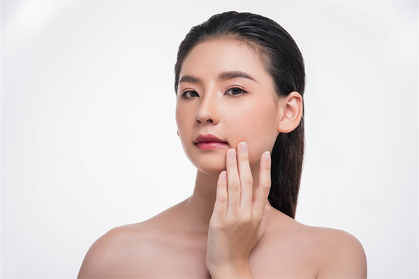 Căng da mặt bán phần